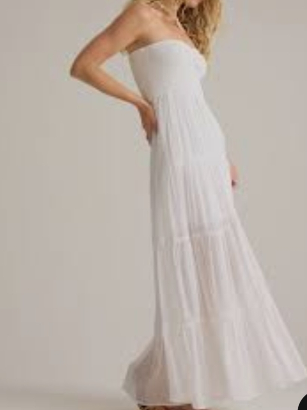 Chic Vacation Look Love Tree Strapless White Tiered Maxi Dress